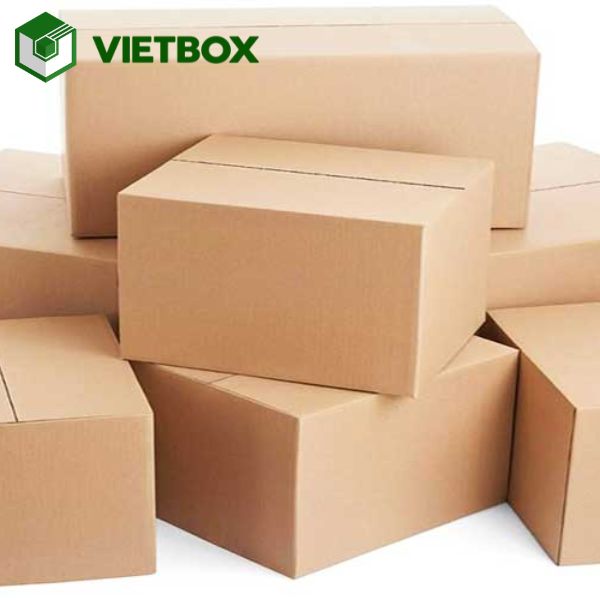 hop-giay-ban-hang-online-giup-bao-ve-san-pham-khi-van-chuyen (1) Quy trình làm hộp giấy bán hàng online từ thiết kế đến in, gia công và đóng gói