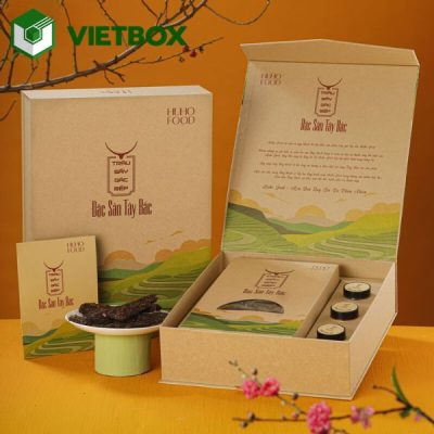 Giá in hộp đựng đặc sản phụ thuộc vào kích thước, chất liệu, số lượng, kiểu dáng, kết cấu khay và yêu cầu gia công