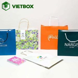 In túi giấy ivory cao cấp theo yêu cầu đẹp và chuyên nghiệp