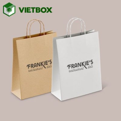 Giá in túi giấy phụ thuộc vào kích thước, chất liệu, số lượng, màu in, loại quai và yêu cầu gia công